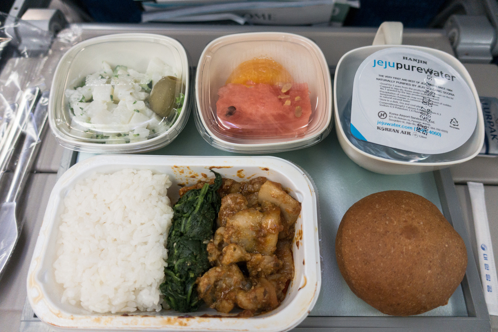 大韓航空パリ行きの2回目の機内食